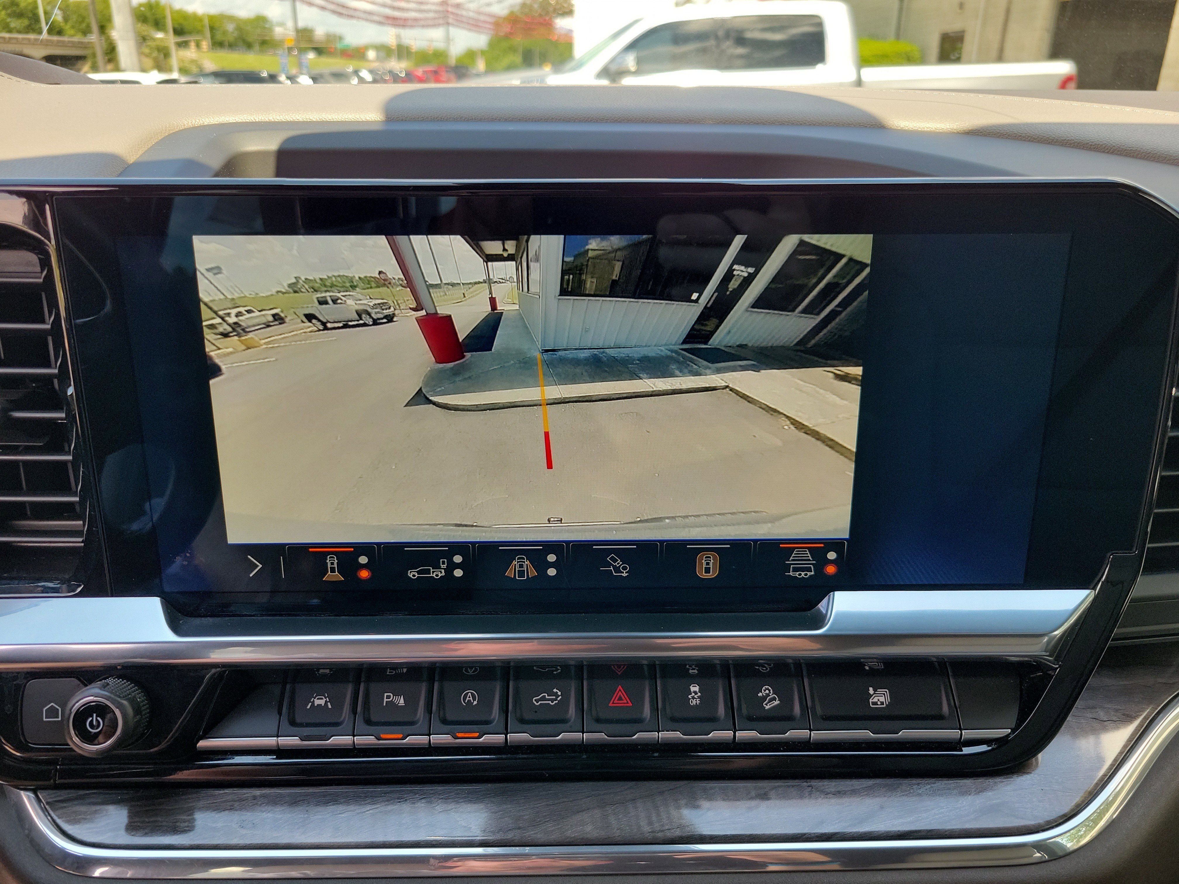 2024 Chevrolet Silverado 1500 LTZ - Photo 18