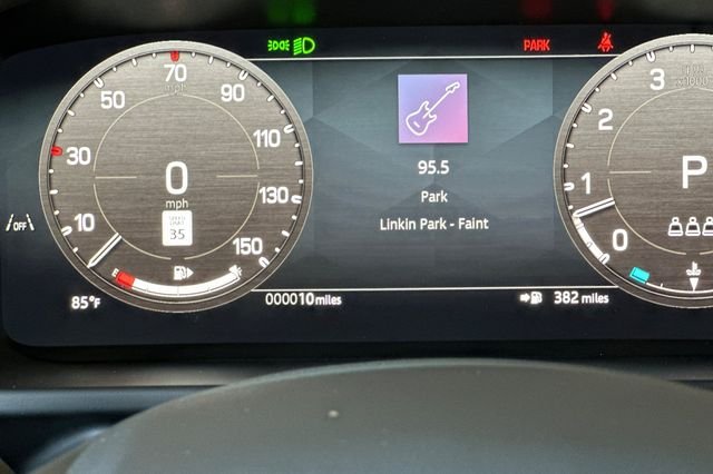 New 2026 Fuji White Land Rover X-Dynamic SE image 27
