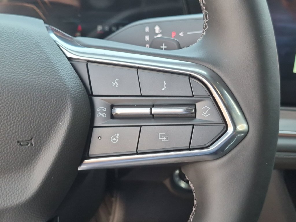 2026 Chevrolet Suburban LT - Photo 23