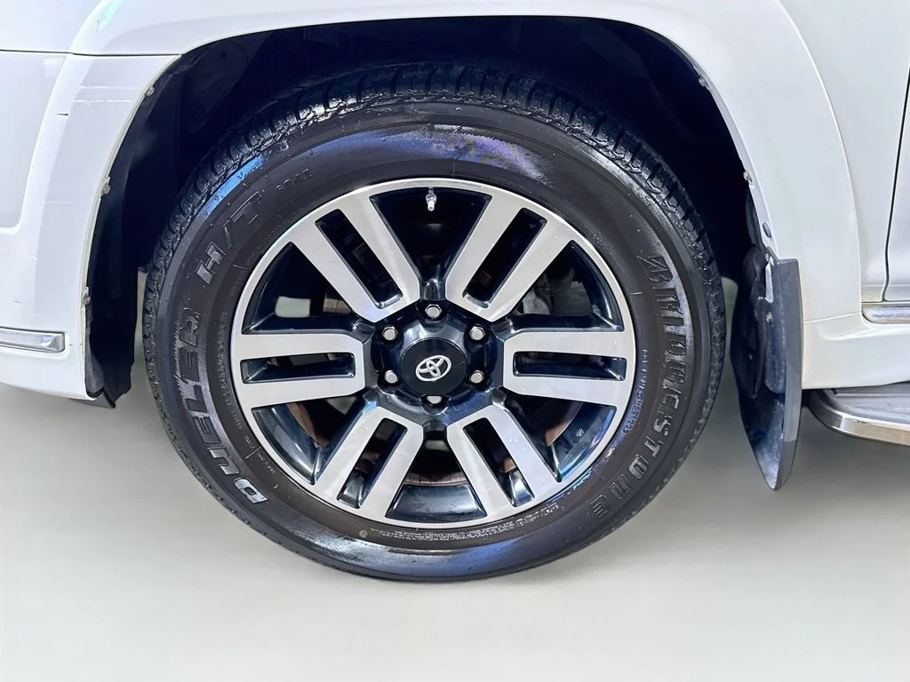 Used 2014 White Toyota Limited image 41