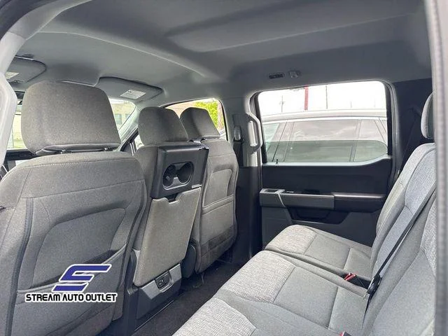 Used 2022 White Ford XLT image 20