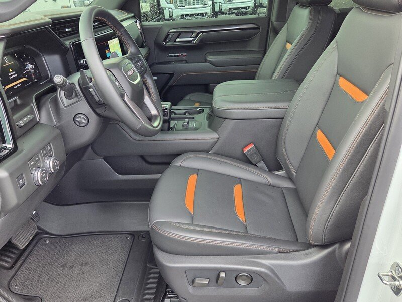 Used 2026 Summit White GMC 4WD CREW CAB 147" AT4 image 11
