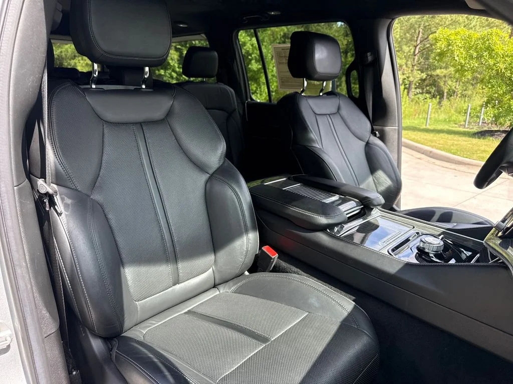 Used 2022 Silver Jeep Series II image 35