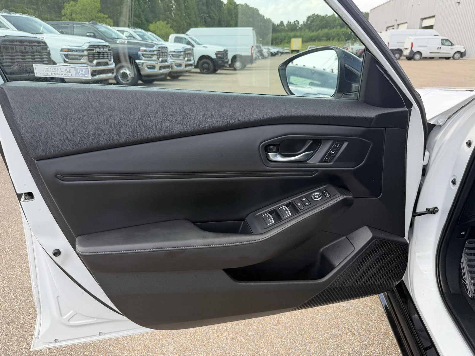 Used 2023 Platinum White Pearl Honda Sport-L image 14