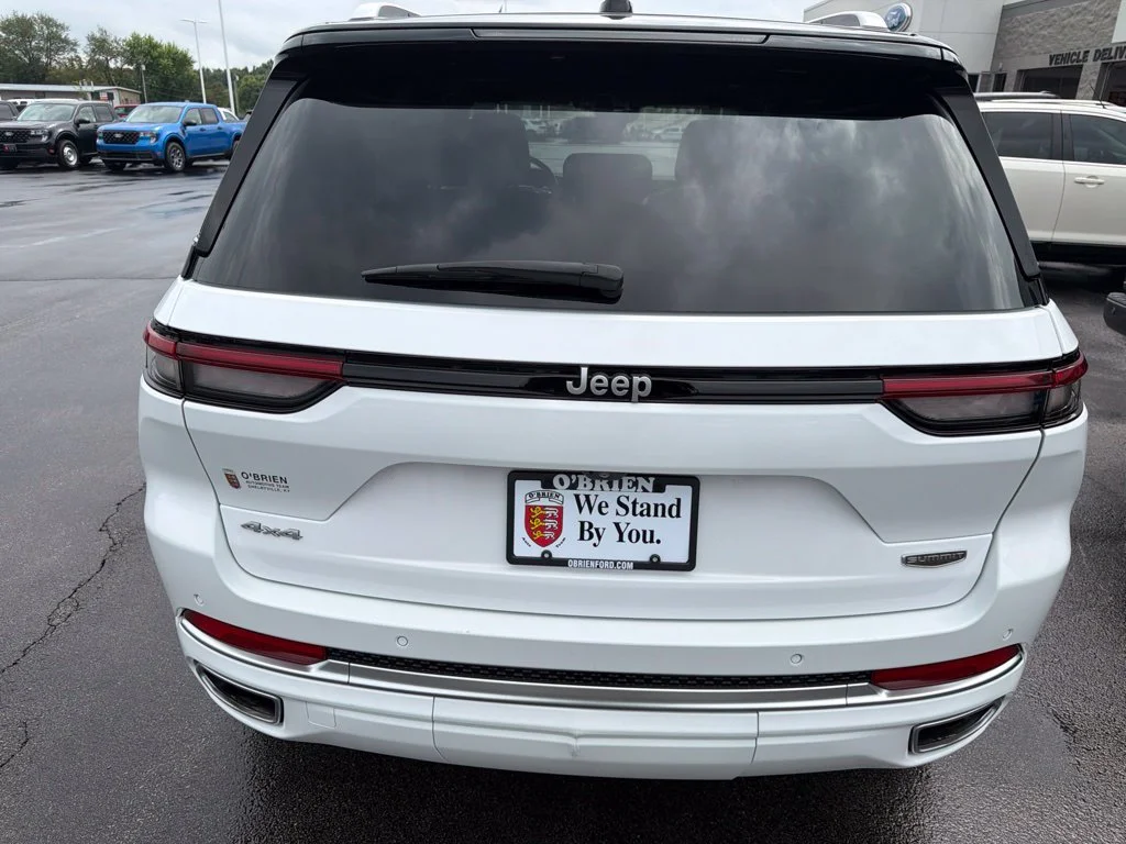 Used 2022 Bright White Clearcoat Jeep Summit Reserve image 4