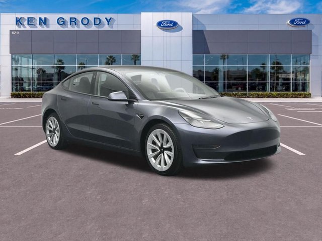 2023 Tesla Model 3 Base