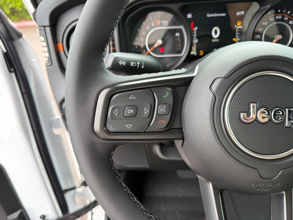 New 2026 Bright White Clearcoat Jeep Mojave image 17