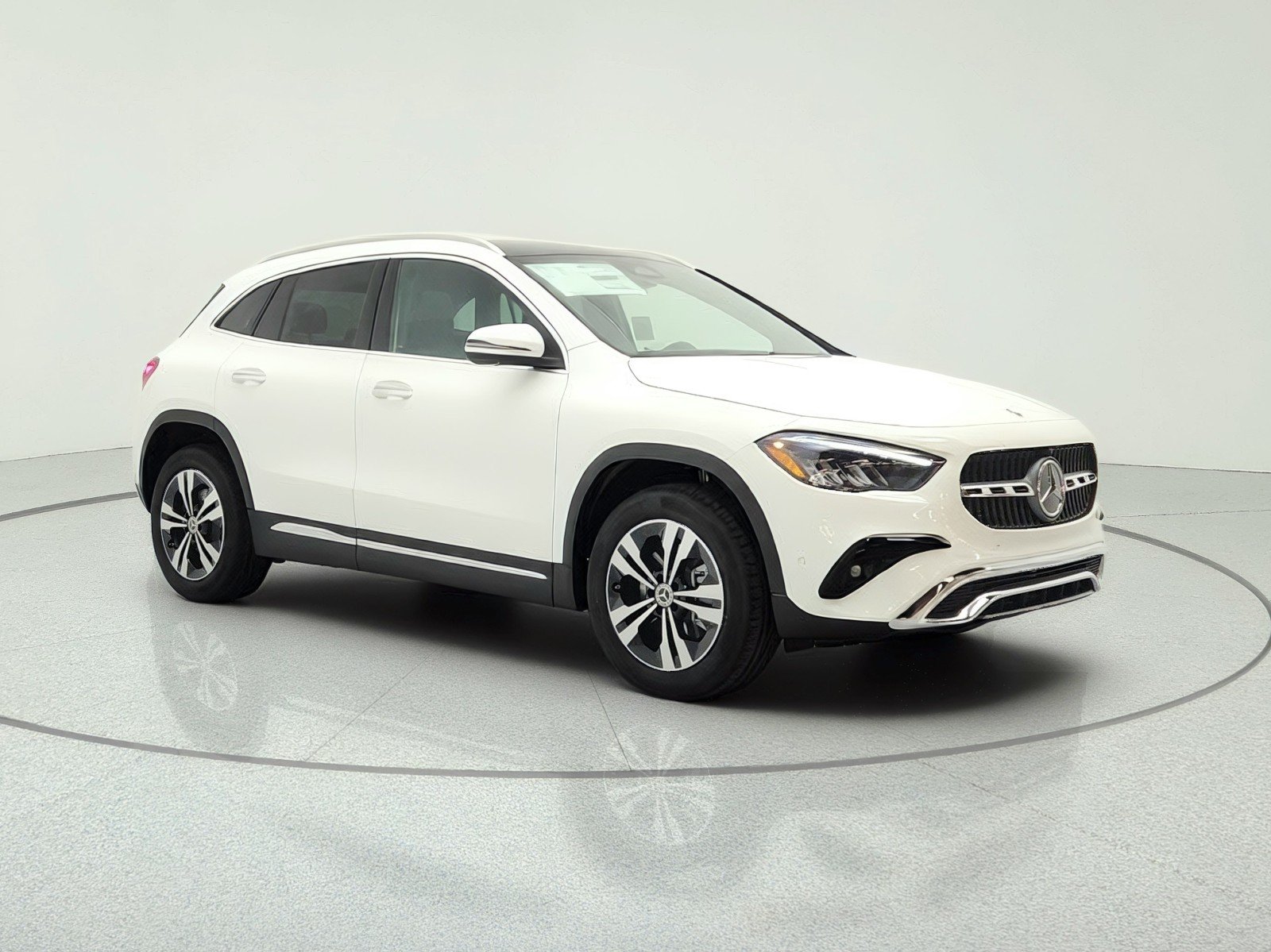 New 2026 Polar White Mercedes-Benz GLA 250 SUV image 3