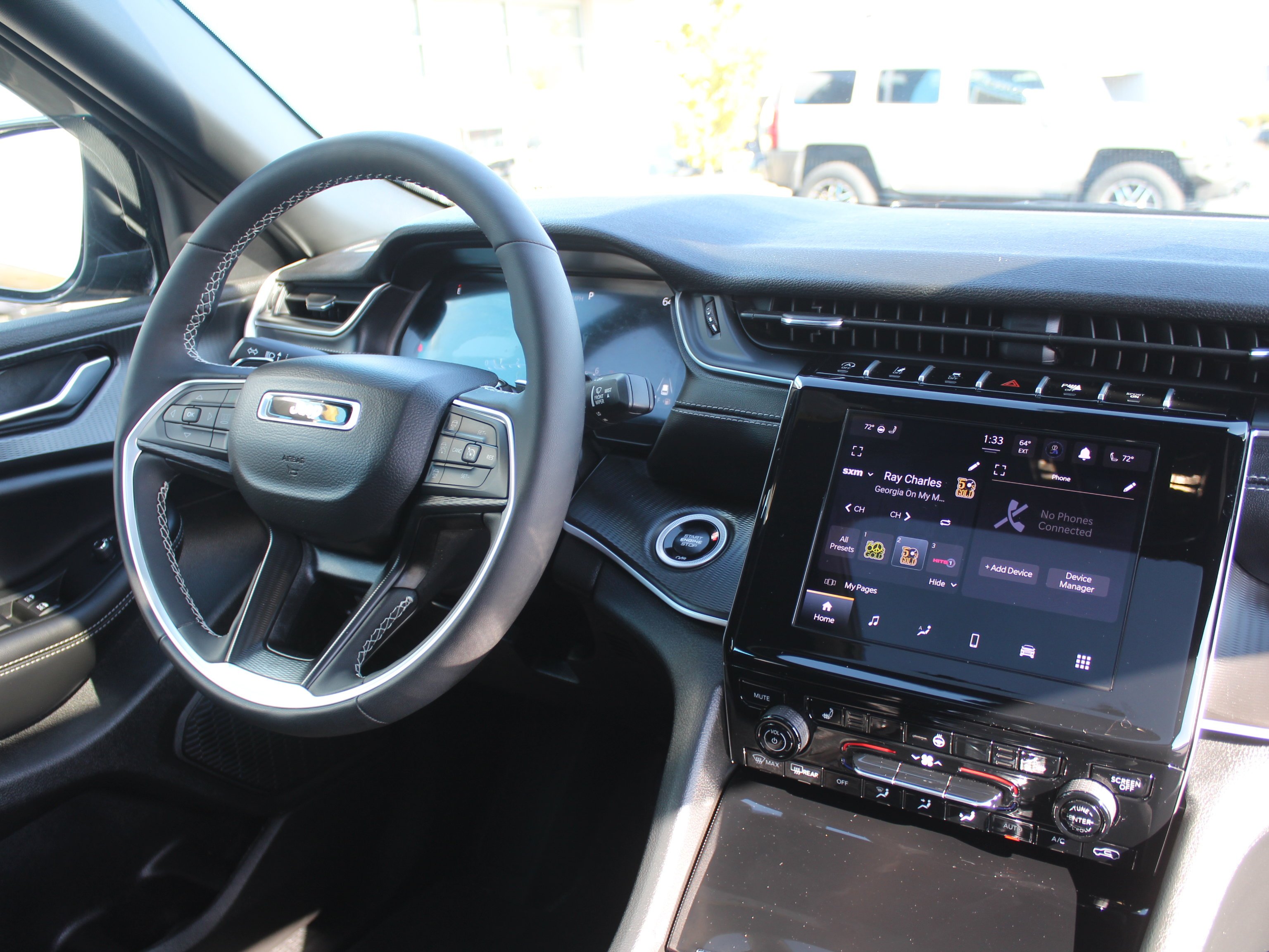 Used 2025 Black Jeep Altitude X image 31