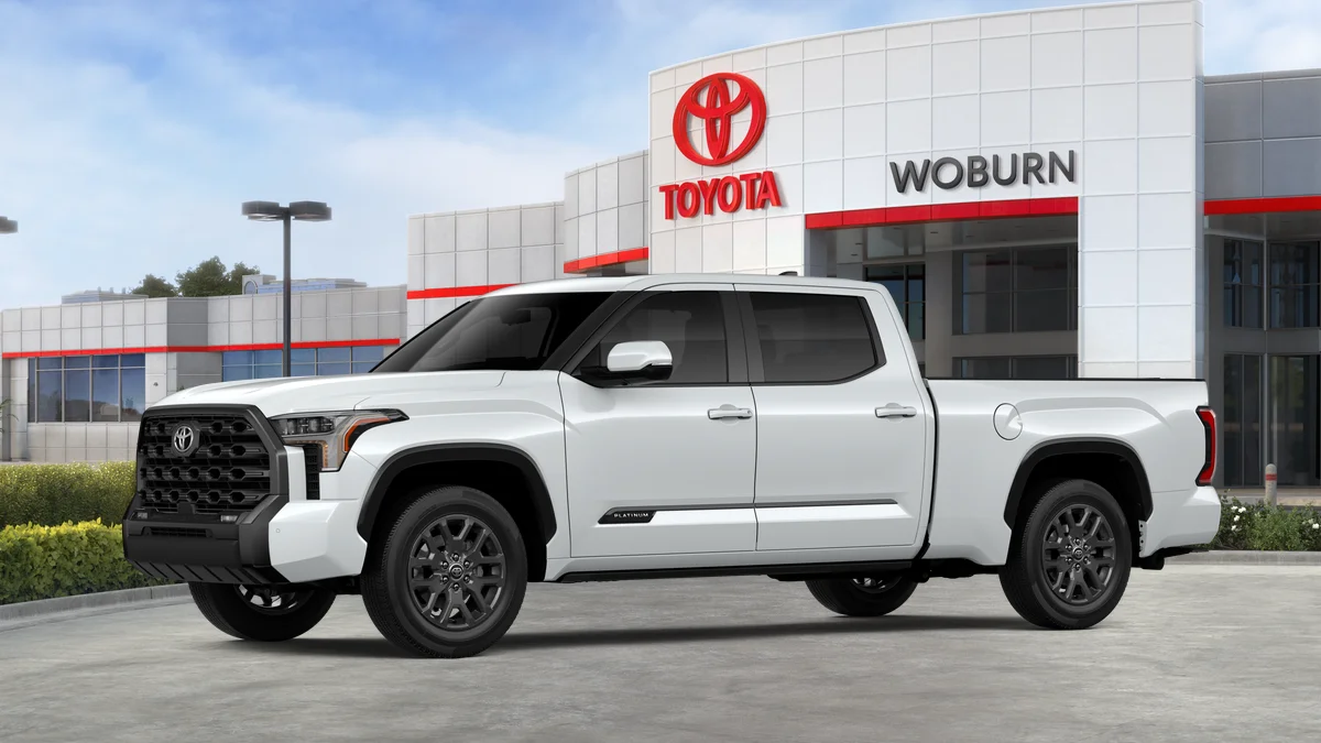 New 2026 Wind Chill Pearl Toyota Platinum image 10