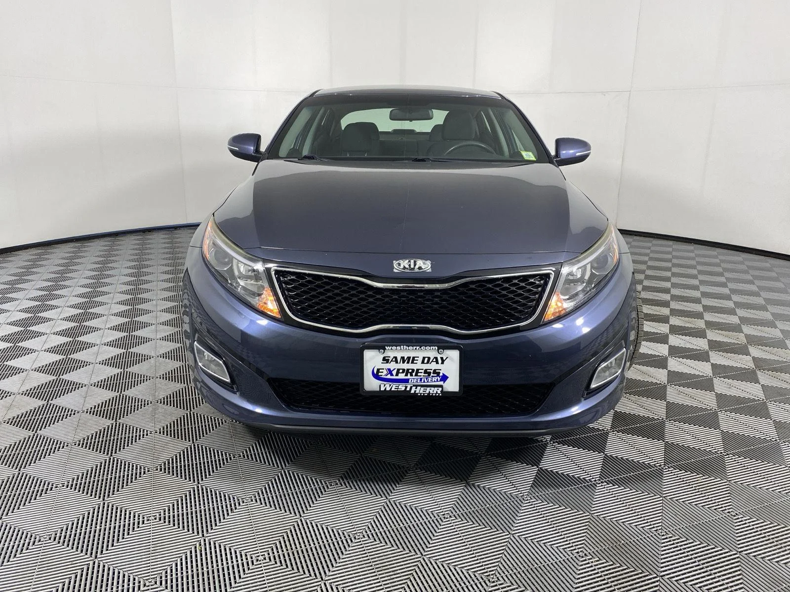 Used 2015 Smokey Blue Kia LX image 2