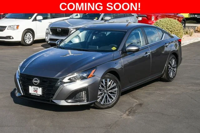 Used 2024 Gray Nissan 2.5 SV image 9