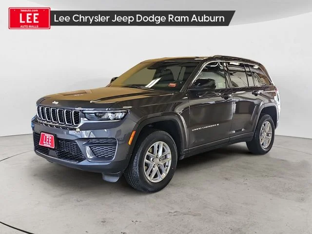 2026 Jeep Grand Cherokee LAREDO X 4X4