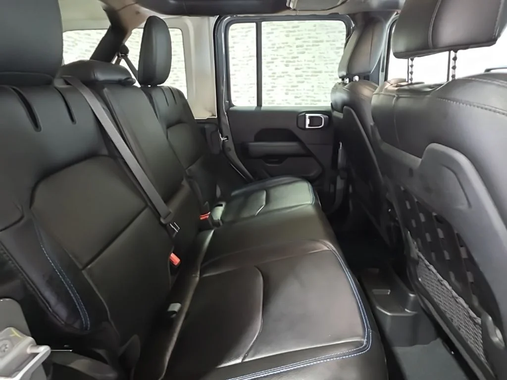 Used 2022 Sting-Gray Clearcoat Jeep Unlimited Rubicon 4xe image 11