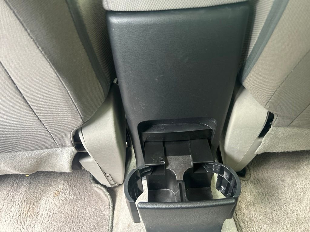 Used 2015 Gray Nissan S image 28