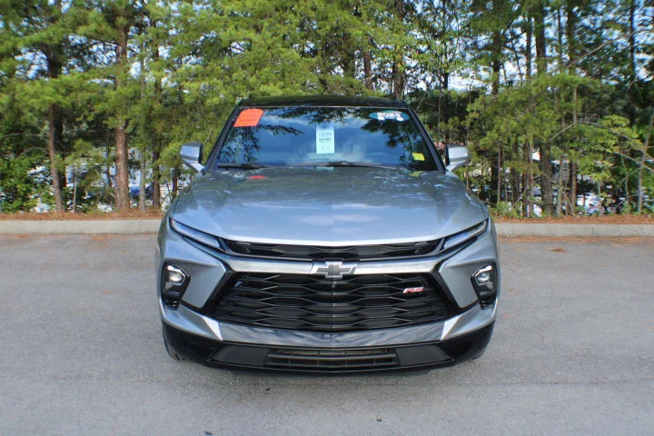 Used 2023 STERLING GRAY METALLIC Chevrolet RS image 17