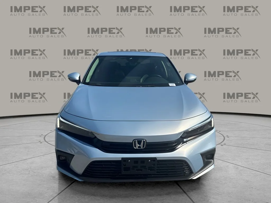 Used 2023 Silver Honda Touring image 8