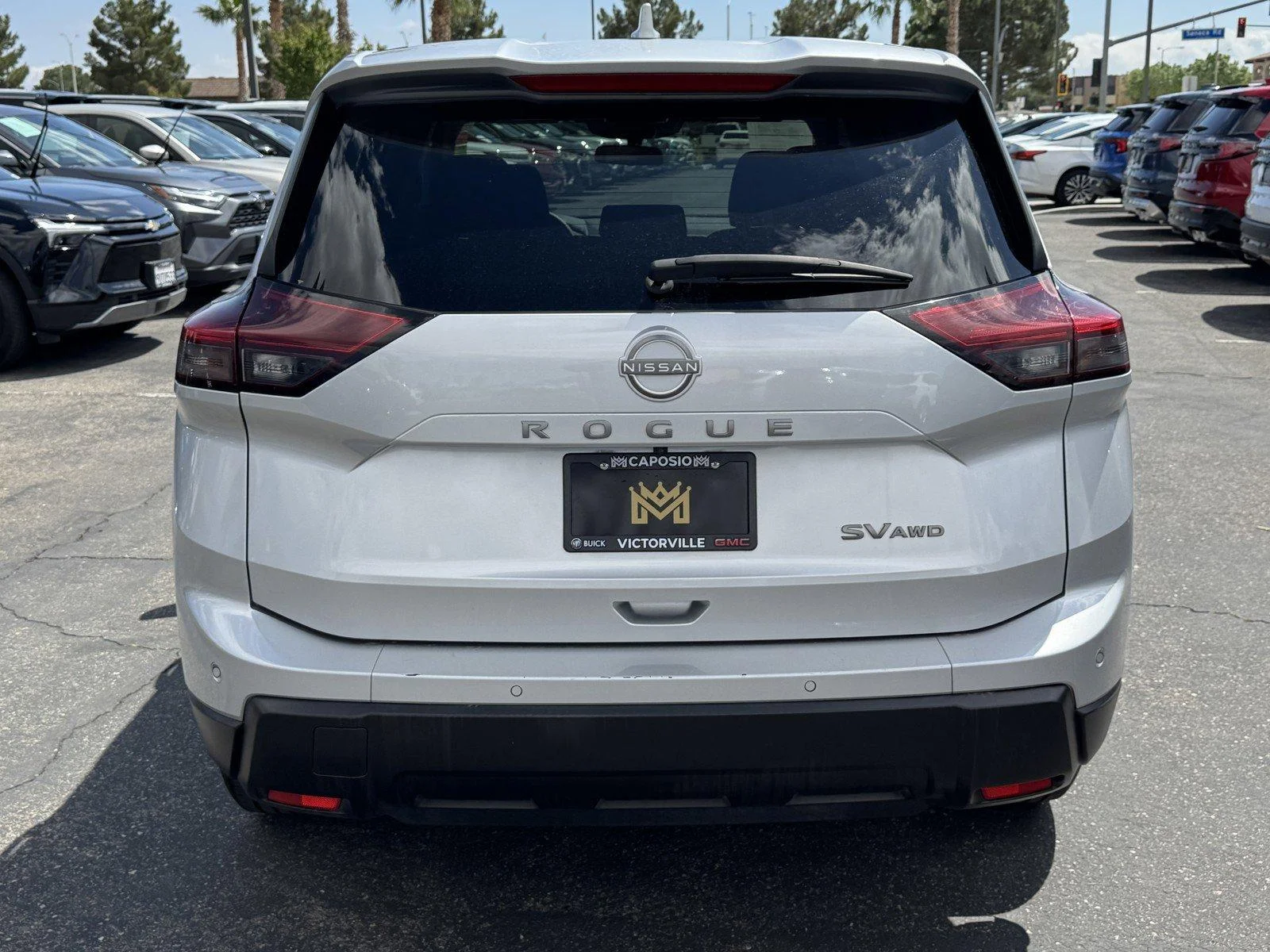 Used 2024 Brilliant Silver Nissan SV image 5
