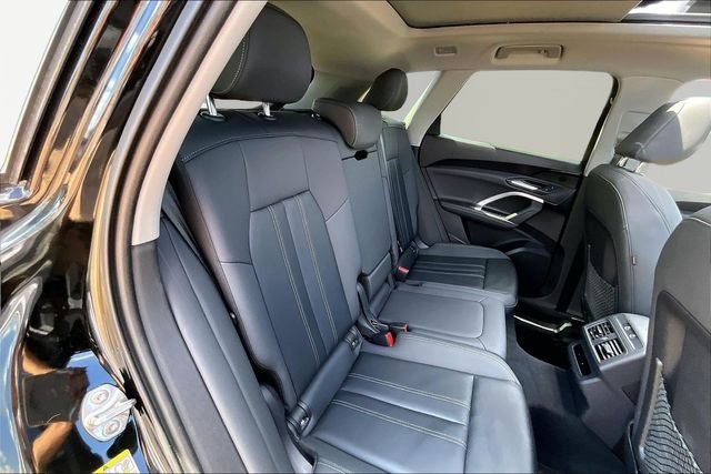 Used 2025 Black Audi 2.0T Premium image 29