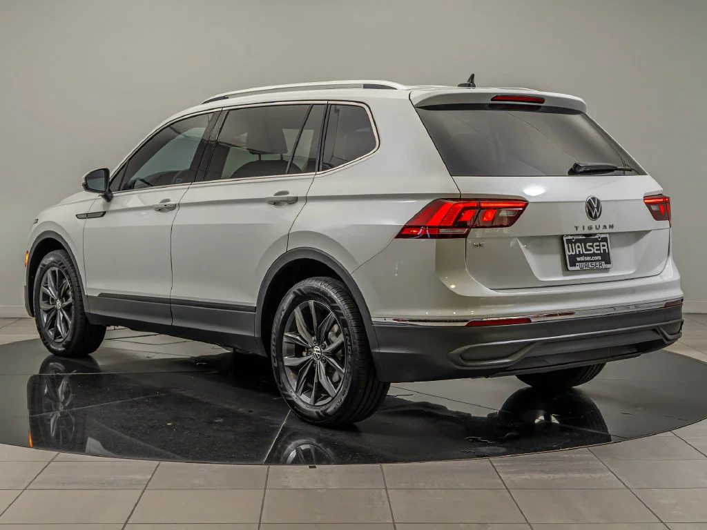 Used 2023 Opal White Volkswagen 2.0T SE image 6