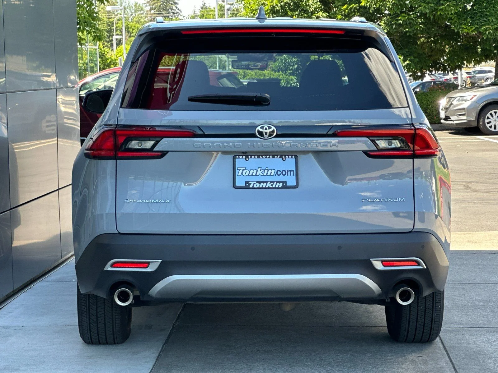 Used 2025 Cement Toyota MAX Platinum image 4