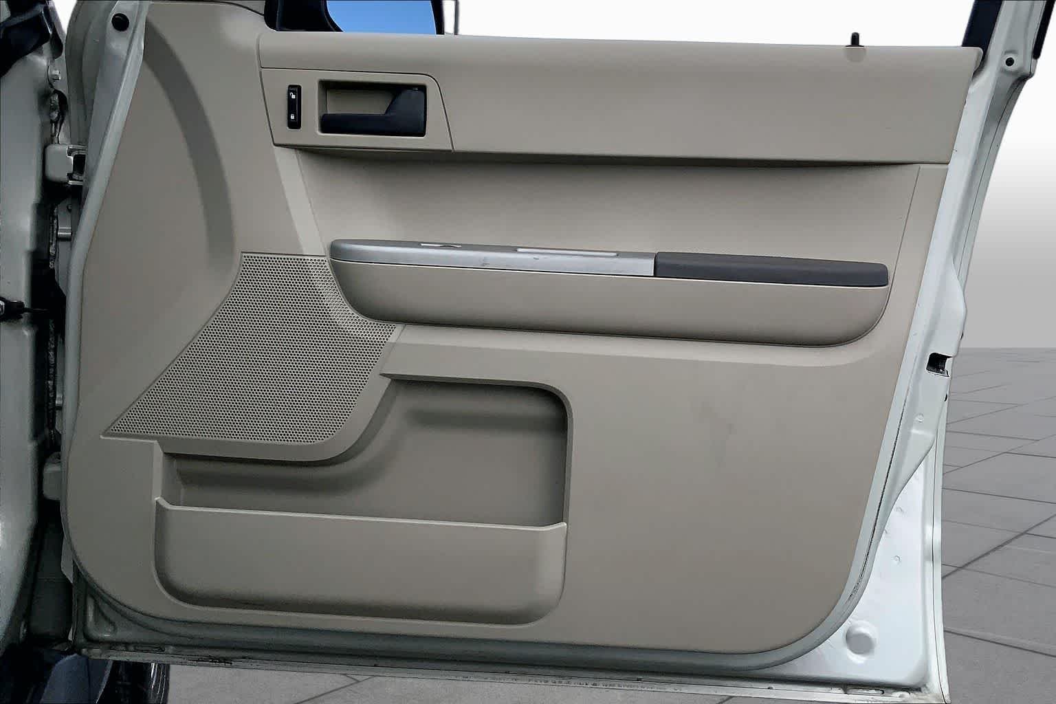 Used 2008 Light Sage Metallic Ford XLT image 21