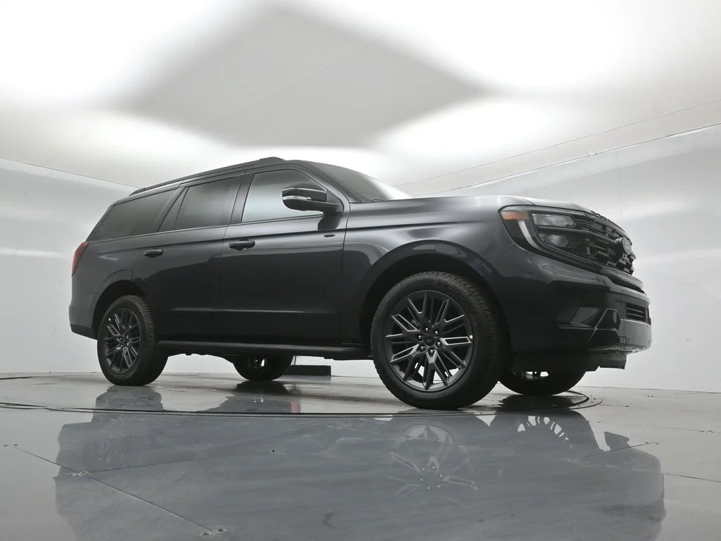 New 2026 Dark Matter Gray Metallic Ford Platinum image 3
