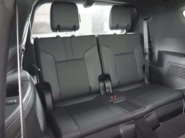 2026 Lexus LX 700h Luxury - Photo 24
