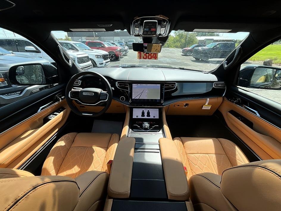 New 2026 High Gloss Black Jeep Summit Reserve image 46