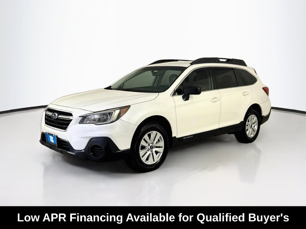 Used 2018 Crystal White Pearl Subaru 2.5i image 3