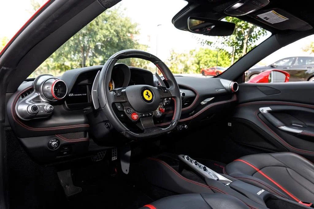 Used 2022 Rosso Scuderia Ferrari  image 9