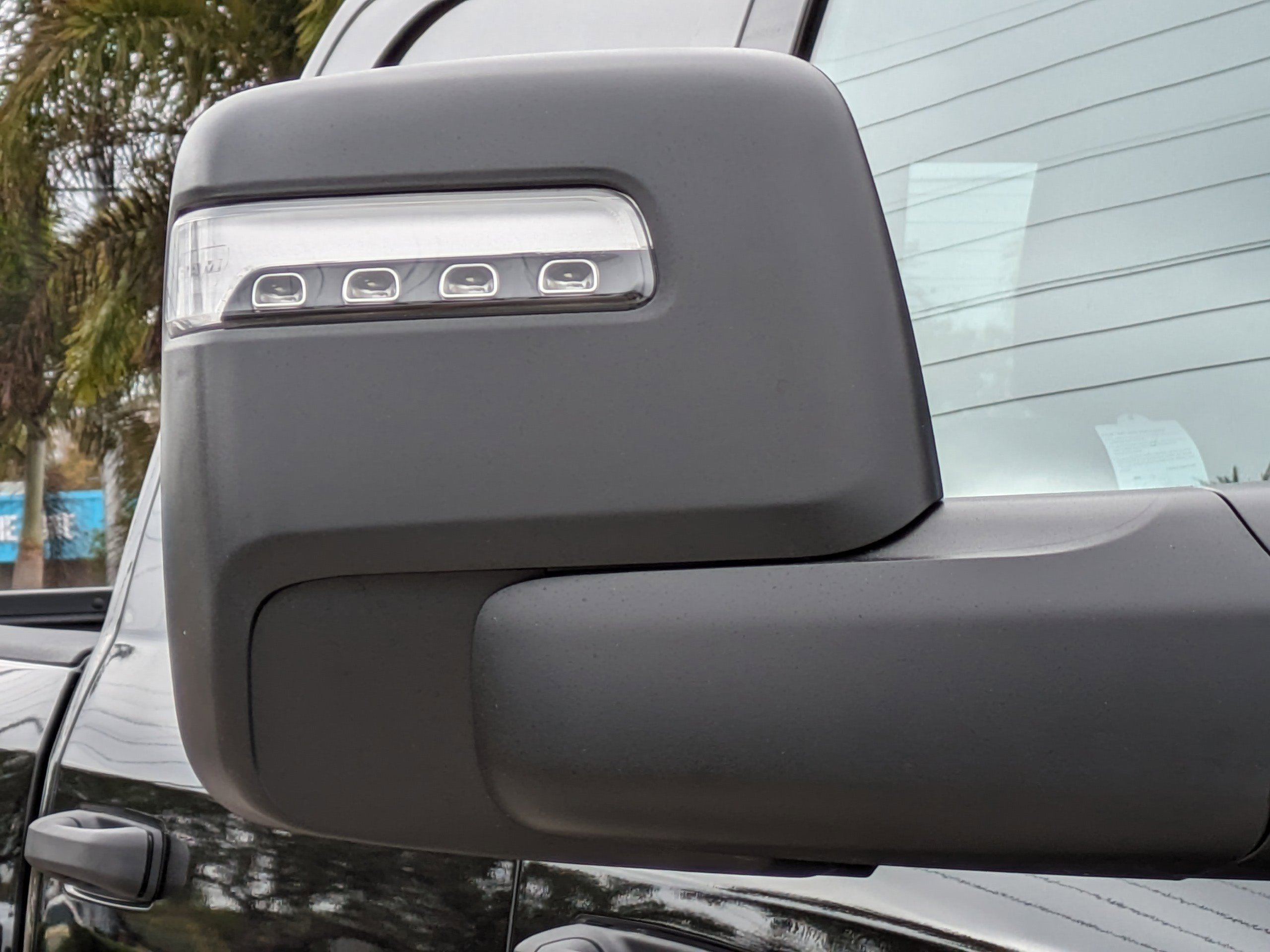 New 2026 Diamond Black Crystal Pearl-Coat Exterior Paint RAM Tradesman image 11
