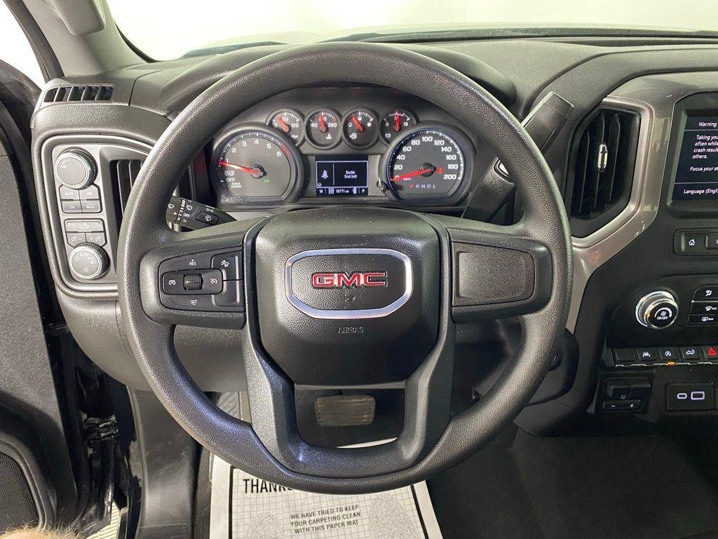 Used 2024 Onyx Black Gmc Pro image 18