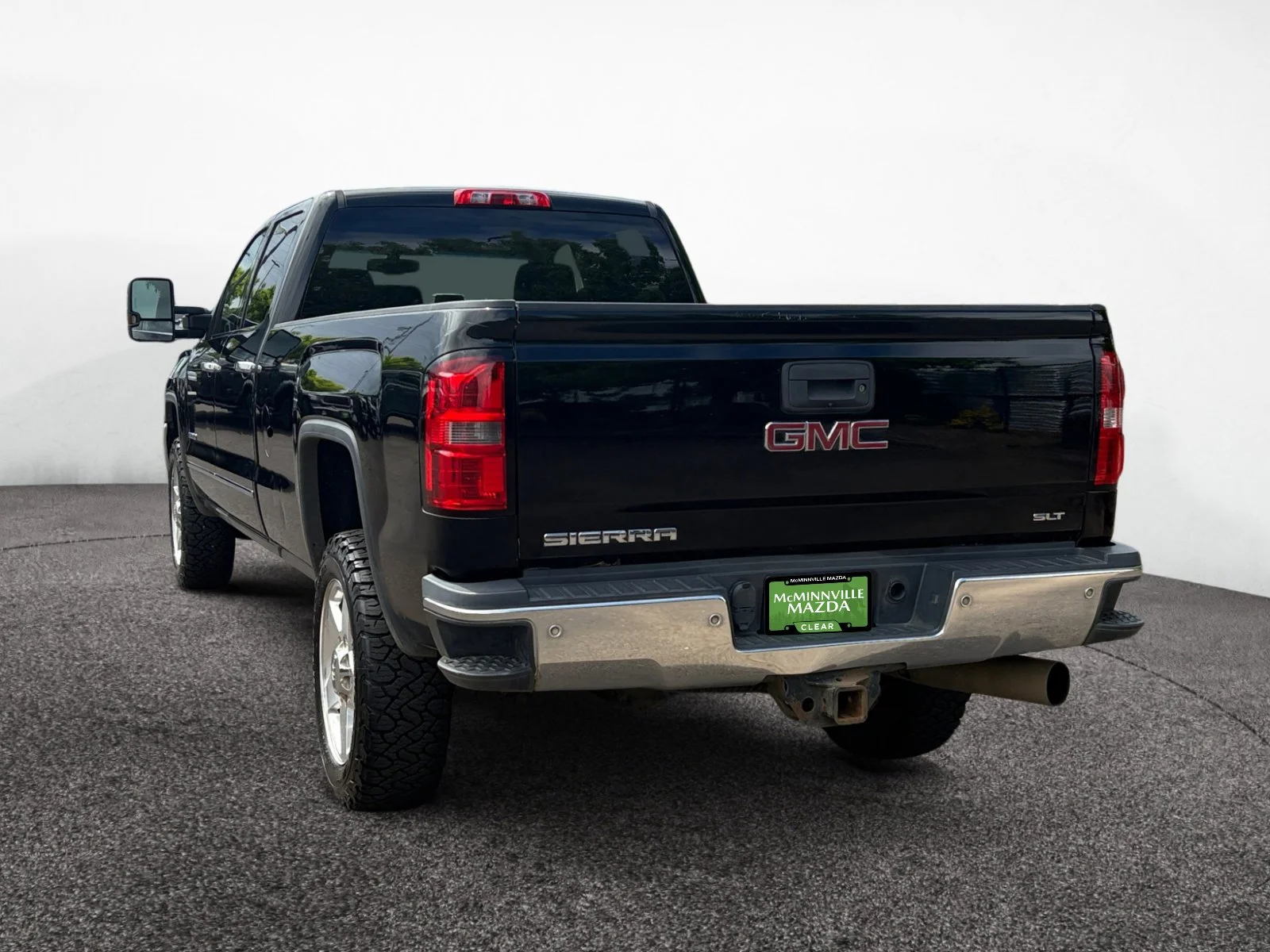 Used 2015 Black GMC SLT image 3