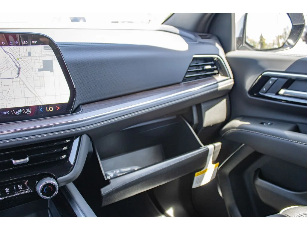2026 Chevrolet Suburban Premier - Photo 64