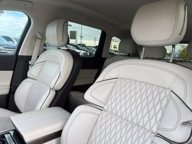 Used 2025 Black Lincoln Black Label image 13