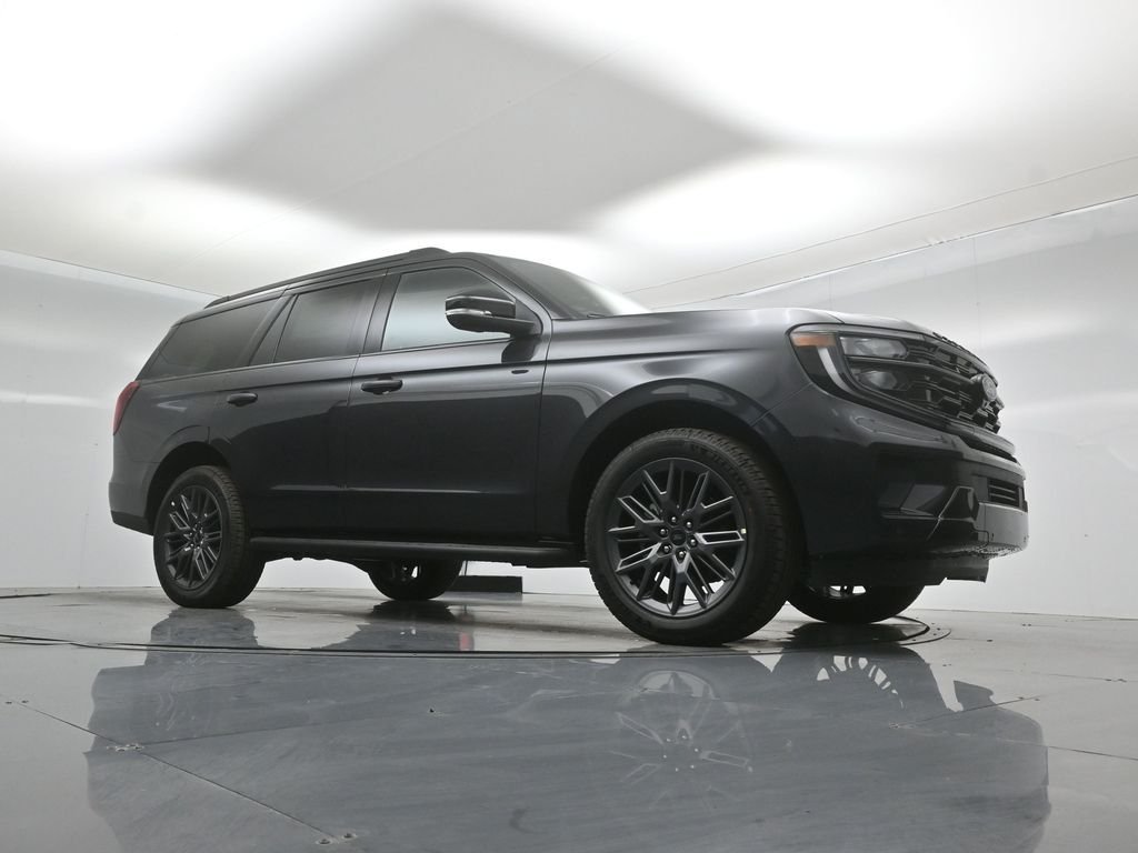 New 2026 Dark Matter Gray Metallic Ford Platinum image 3