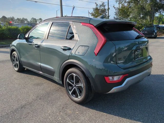 Used 2025 Green Kia EX image 7