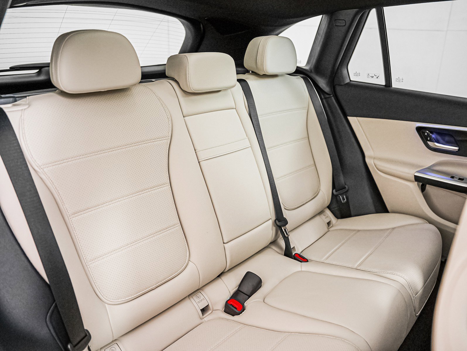 New 2026 Polar White Mercedes-Benz GLC 300 image 10