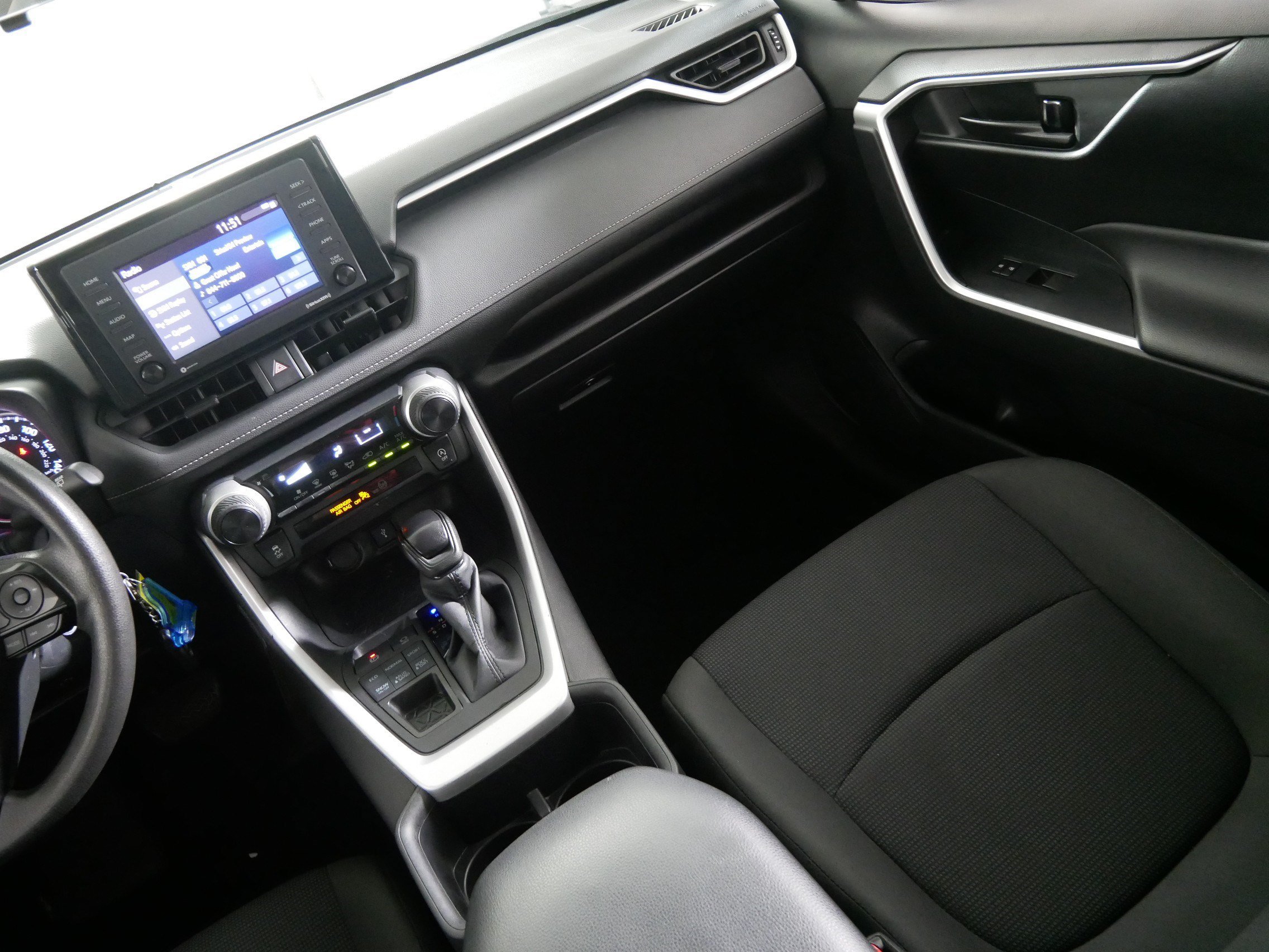 Used 2022 Gray Toyota LE image 11