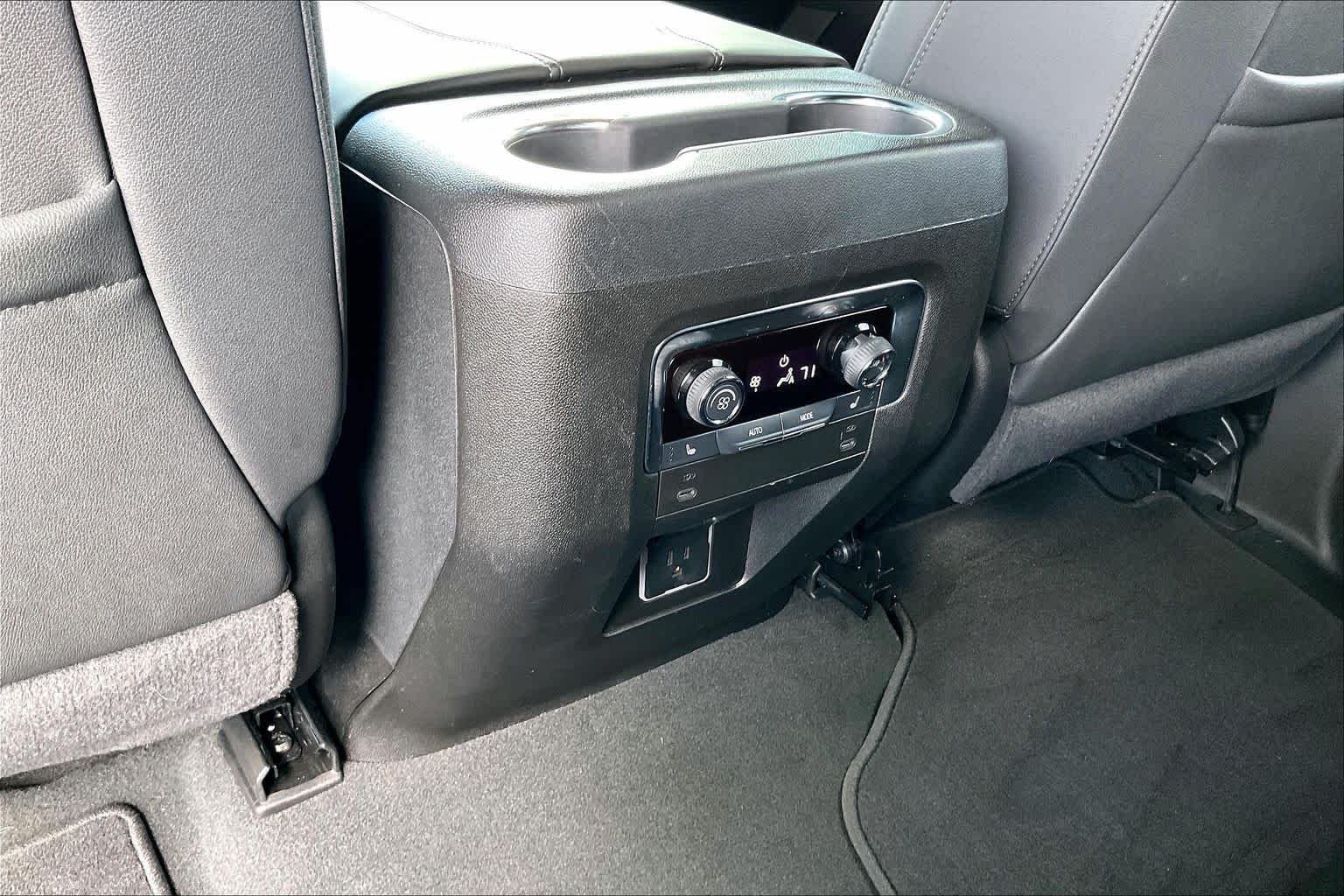 2025 Chevrolet Tahoe Z71 - Photo 34