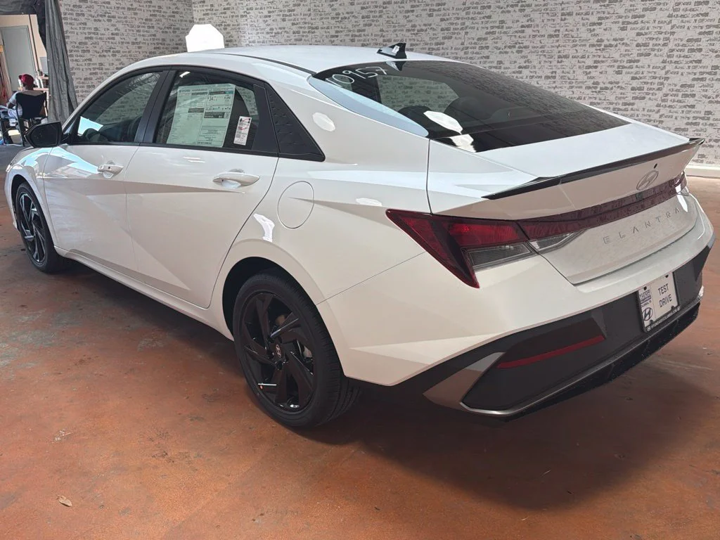 New 2026 Serenity White Hyundai SEL Sport image 5