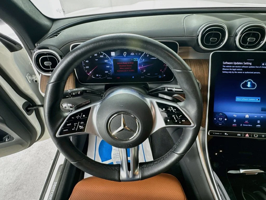 Used 2024 Polar White Mercedes-Benz GLC 300 image 12