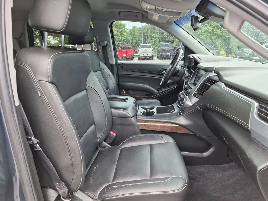 Used 2019 Gray Chevrolet LT image 42