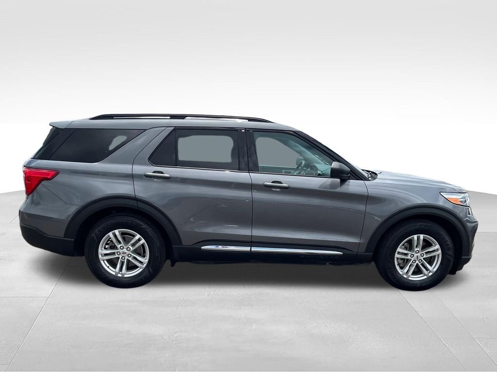 Used 2022 Gray Ford XLT image 6