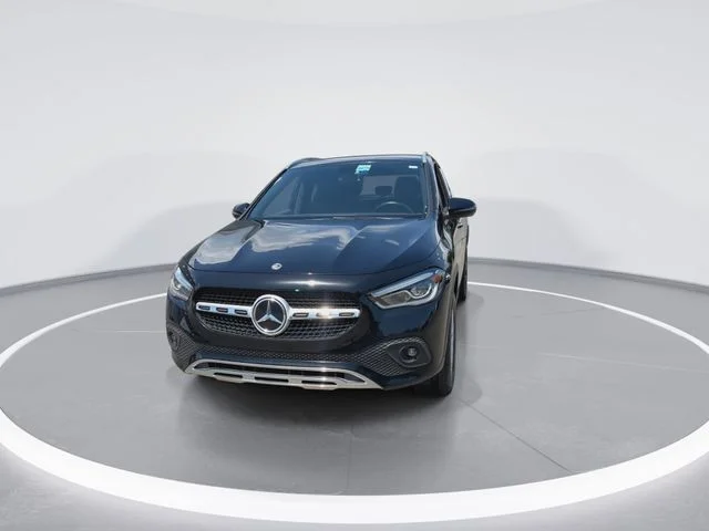 Used 2023  Mercedes-Benz GLA 250 image 3