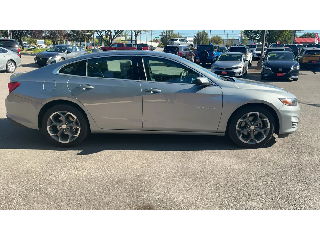 Used 2024 Sterling Gray Metallic Chevrolet LT image 43