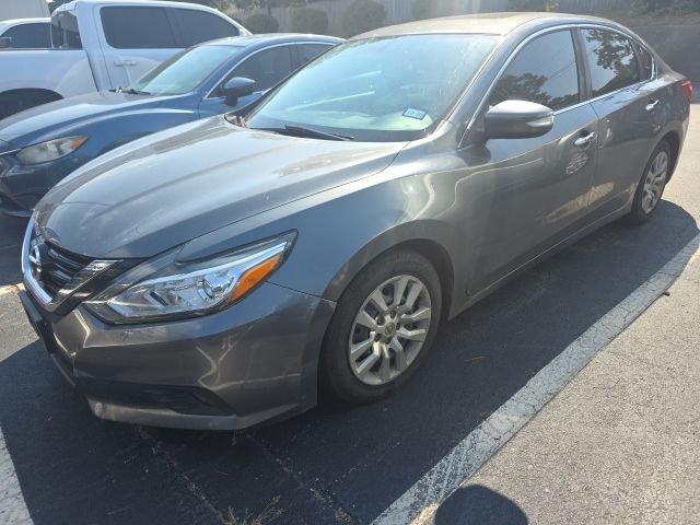 Pre-Owned 2017 Nissan Altima 2.5 SL FWD 4D Sedan