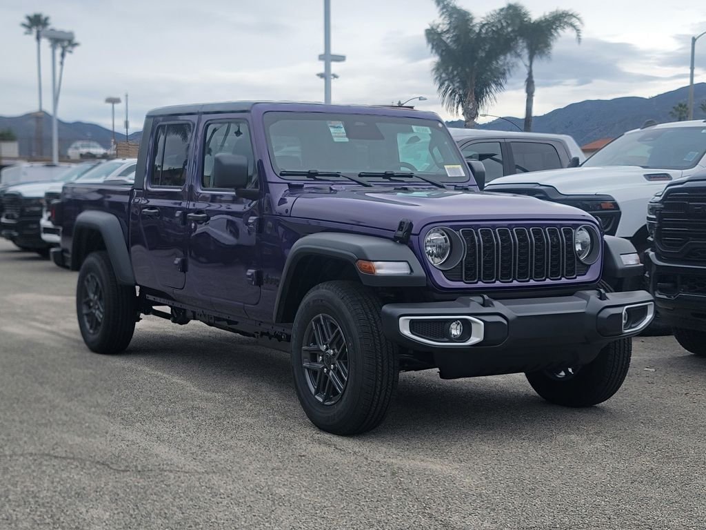 2026 Jeep Gladiator Sport S Auto's photo