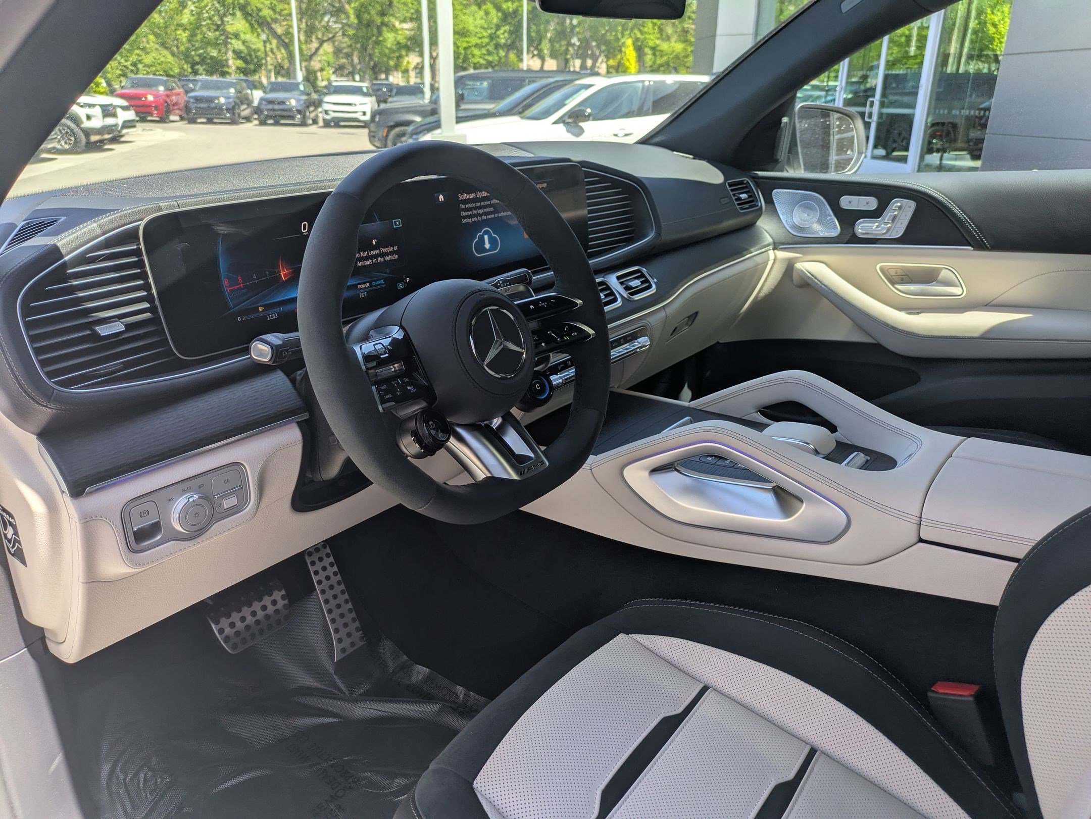 New 2026 Polar White Mercedes-Benz AMG® GLE 53 image 10